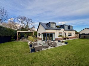 Photo 22- click for photo gallery